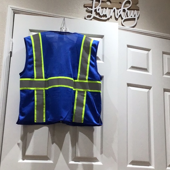 TRUECREST   Safety Vest Blue /Yellow 4 Pockets  Large  NWOT - Picture 2 of 7